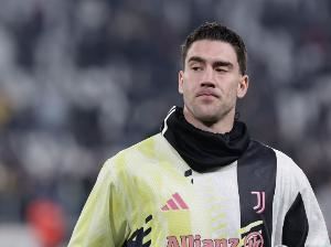 米体：尤文希望出售弗拉霍维奇，愿为球员提供一笔遣散费