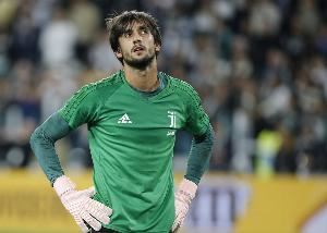 佩杜拉：尤文门将佩林、法兰克福门将特拉普被推荐给科莫