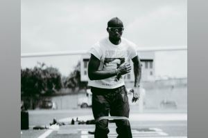 休赛期训练！库明加更新社媒 再次晒出一波训练照&视频