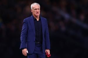 德尚：姆巴佩连续进球状态很好，法国主场球迷不应该嘘拉比奥特