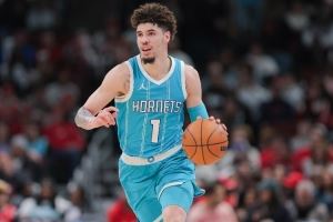 霍里：拉梅洛-鲍尔让我想起白巧克力 他们很花哨但是赢不了球