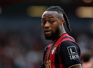 解约金低于1亿镑！英媒独家：利物浦想冬窗签塞梅尼奥替代萨拉赫