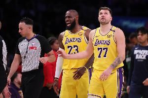 雷迪克：在没有詹姆斯东契奇的情况下我们要提速 尤其是进攻端