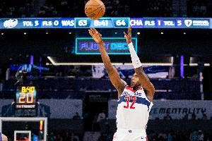 奇才官方:米德尔顿左肘挫伤 将缺席今日对阵尼克斯比赛!