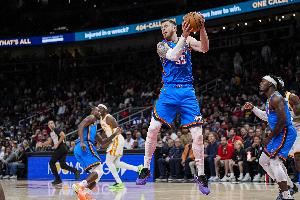 实用内线!哈尔滕施泰因6中4拿到10分7板3助4断